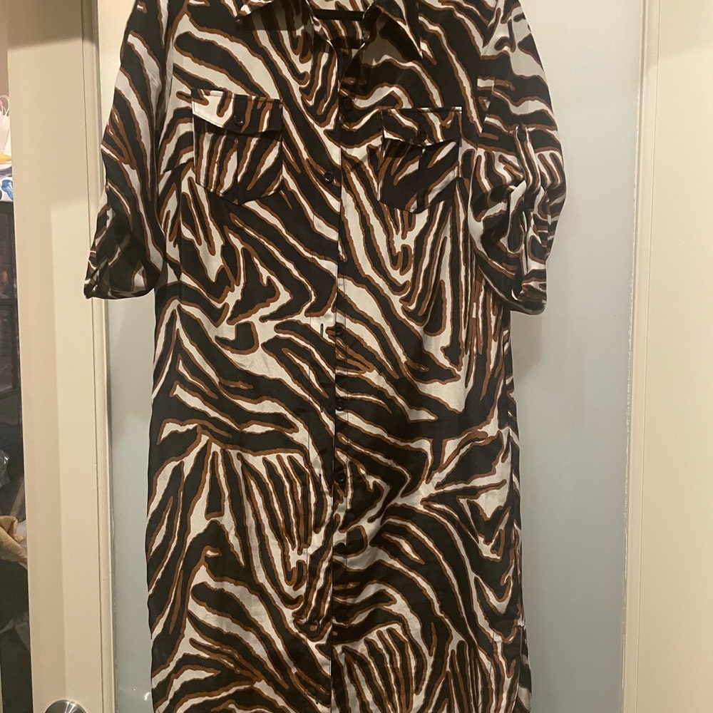 Jones, Animal print shirt dress. Size 8